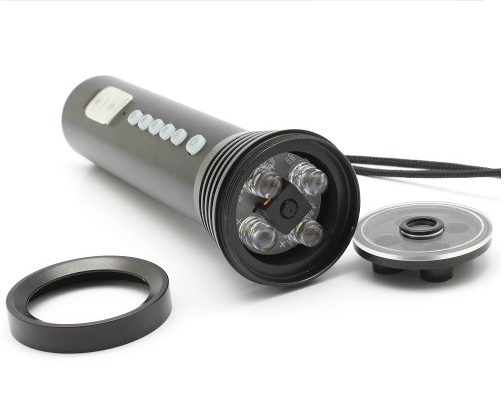 câmera com lanterna LED + mp3